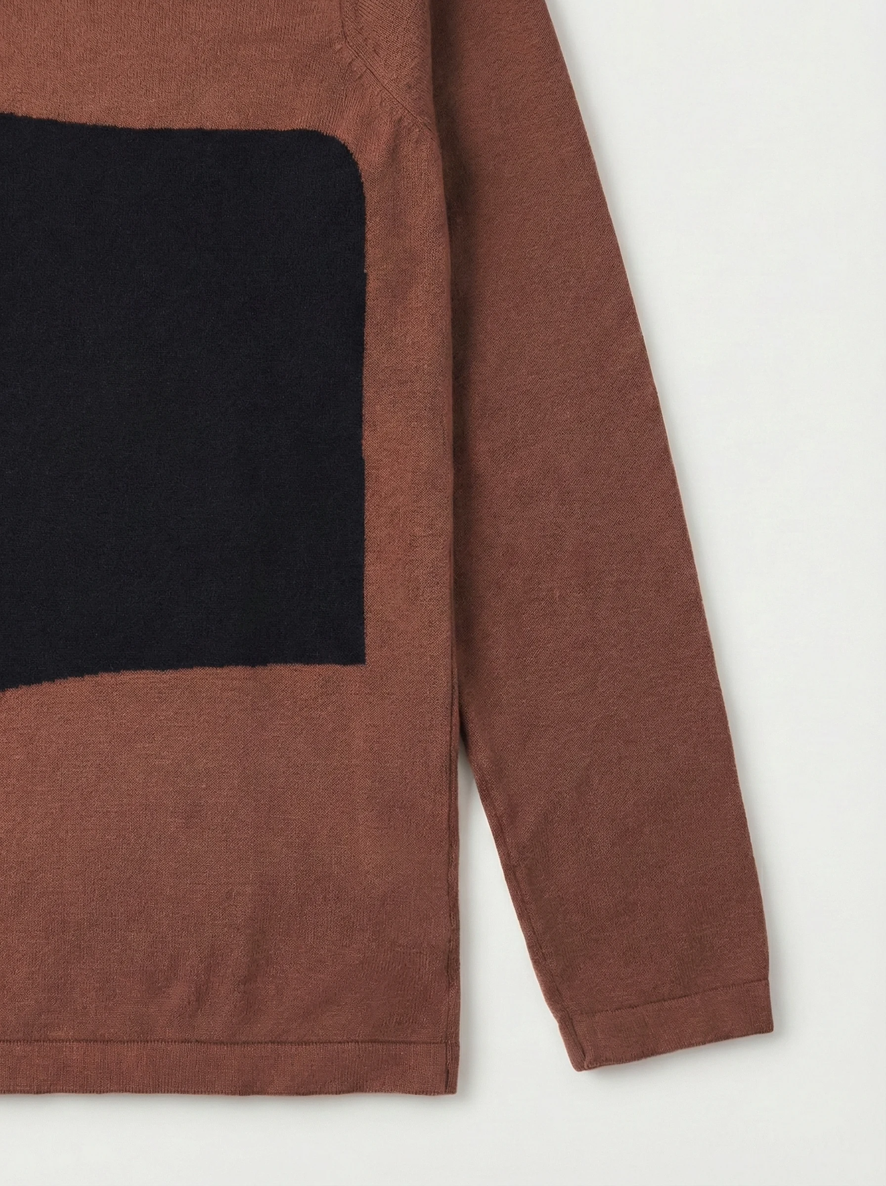 Sweater intarsia 2 colores bordo - de cerca web