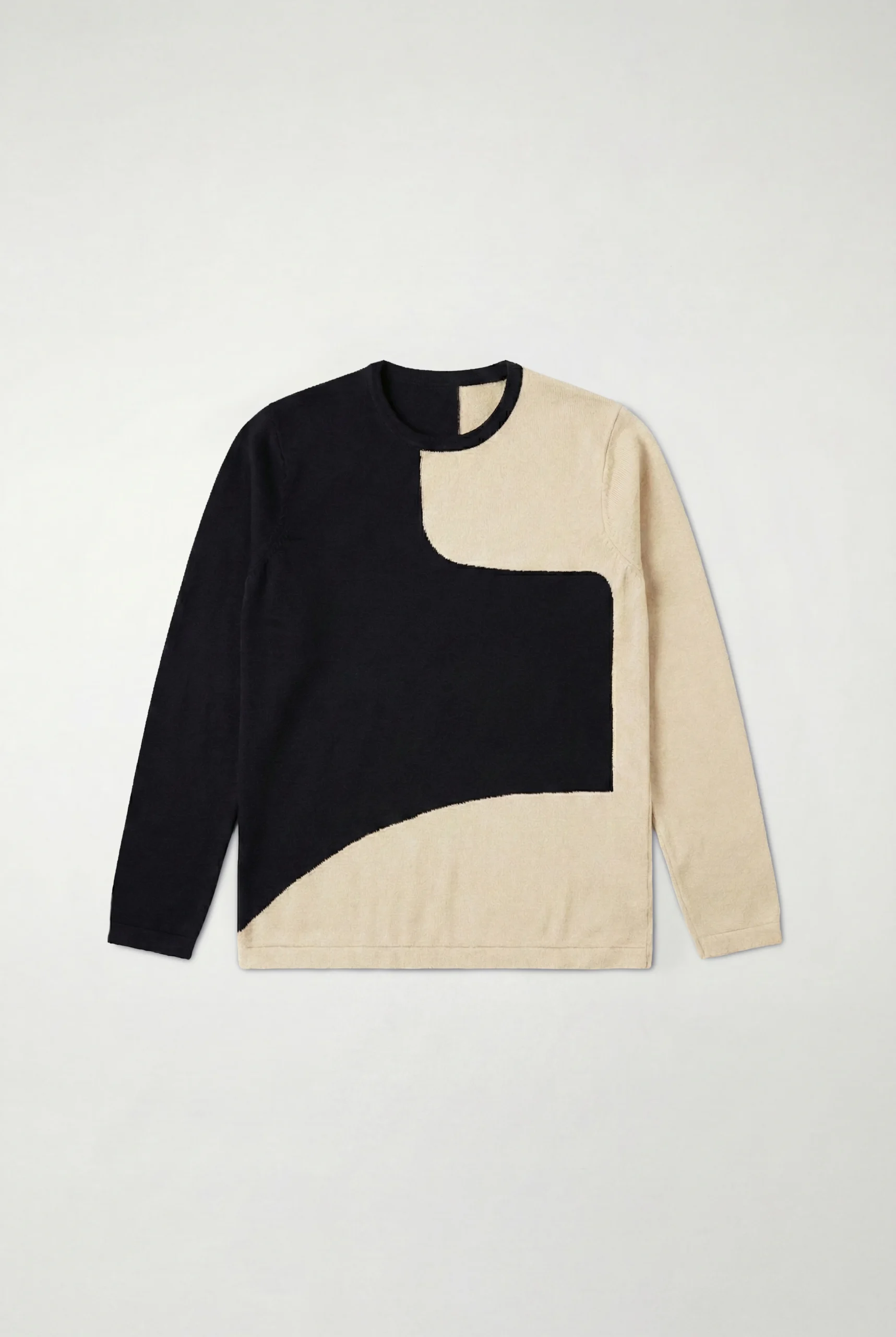 Sweater intarsia 2 colores cema - flat-lay web